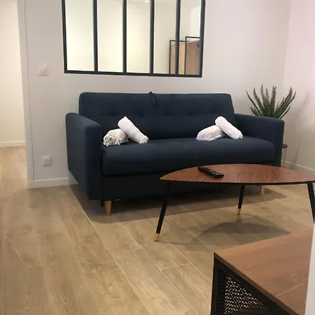 New - 2 Pieces Vieil - Marche Provencal Apartment Antibes
